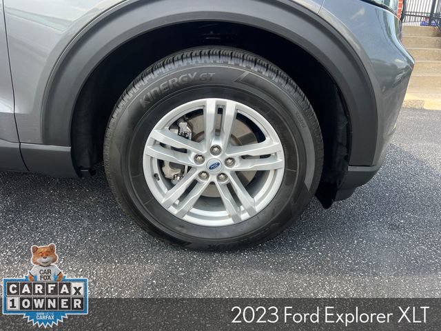 Used 2023 Ford Explorer XLT w/ Equipment Group 202A AWD/4WD image 28
