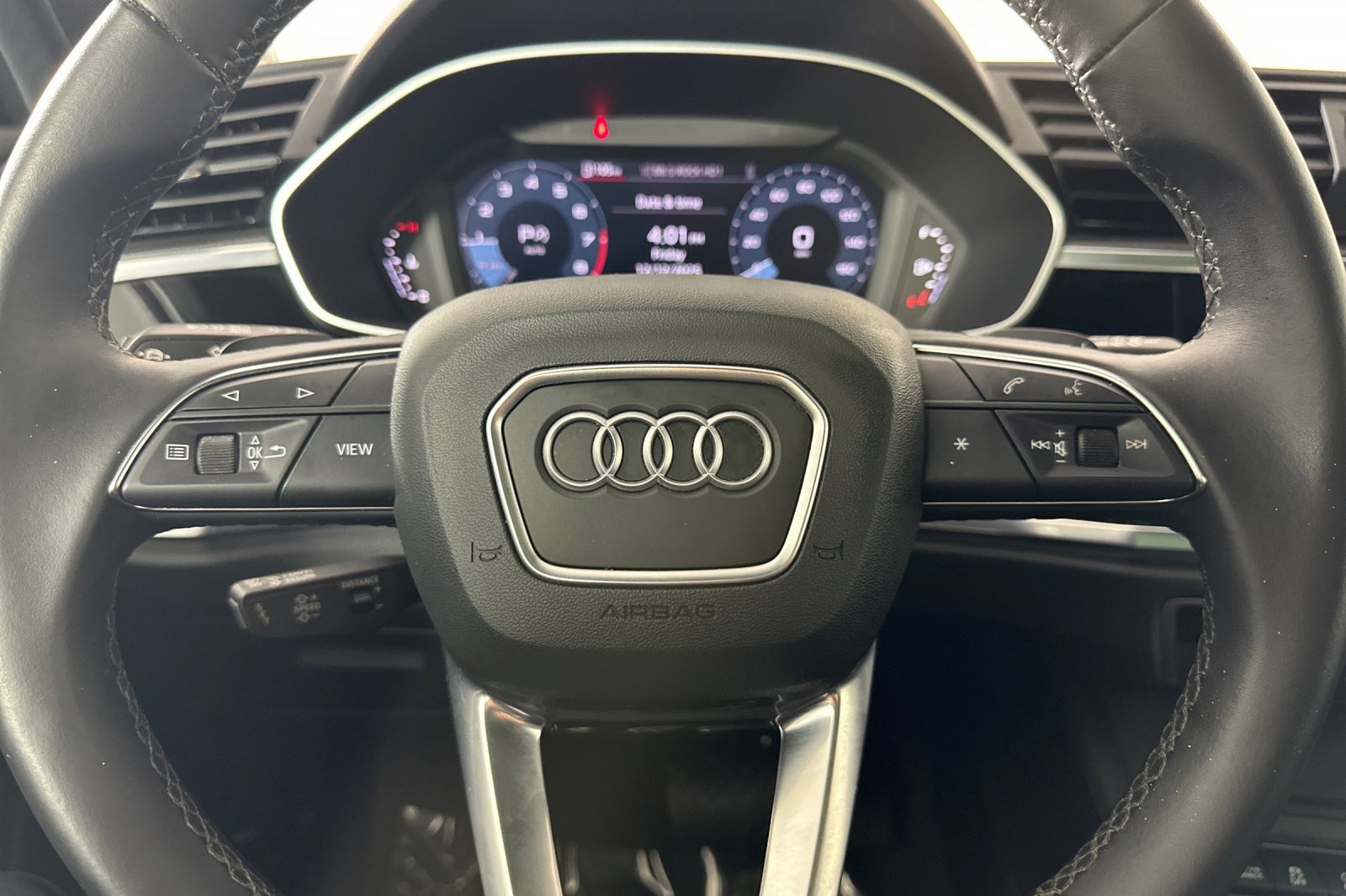 Used 2023 Audi Q3 2.0T Premium Plus w/ Premium Plus Package image 21