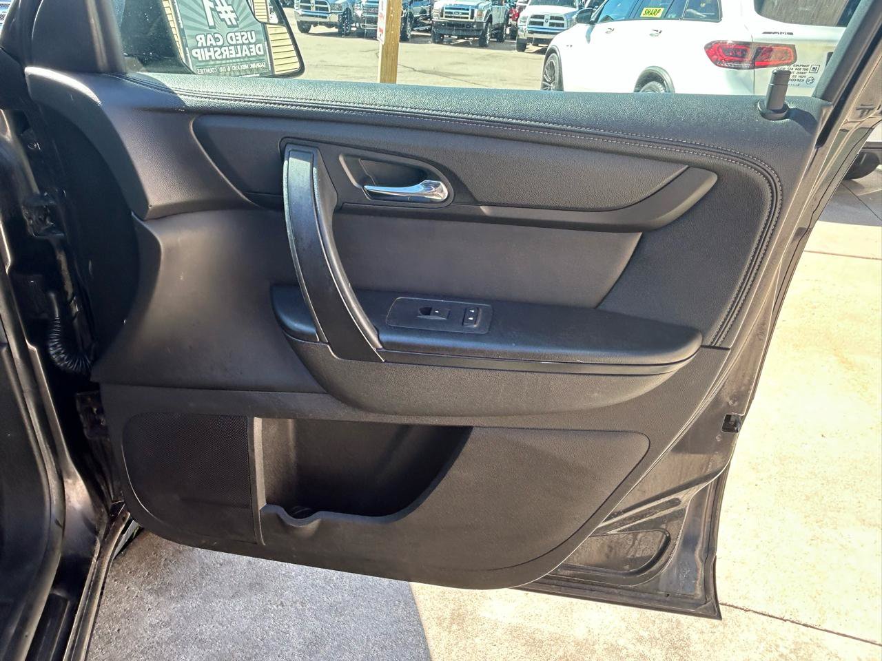 Used 2014 GMC Acadia SLE AWD/4WD image 17