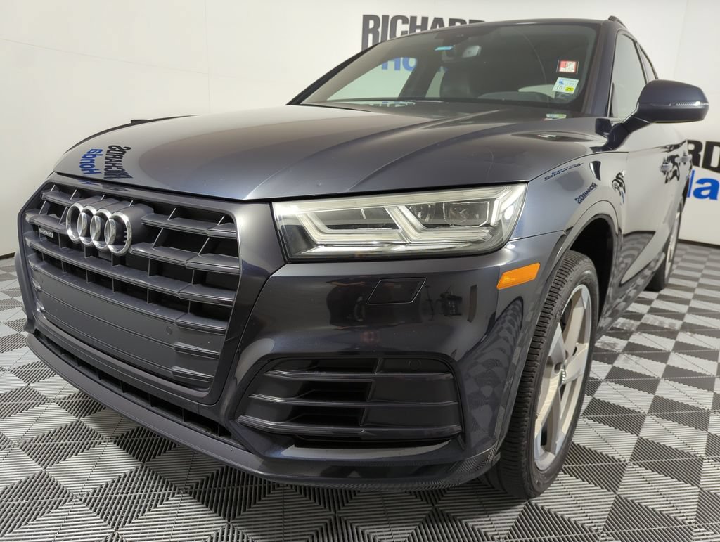 Used 2020 Audi Q5 2.0T Titanium Premium Plus w/ Premium Plus Package AWD/4WD image 1
