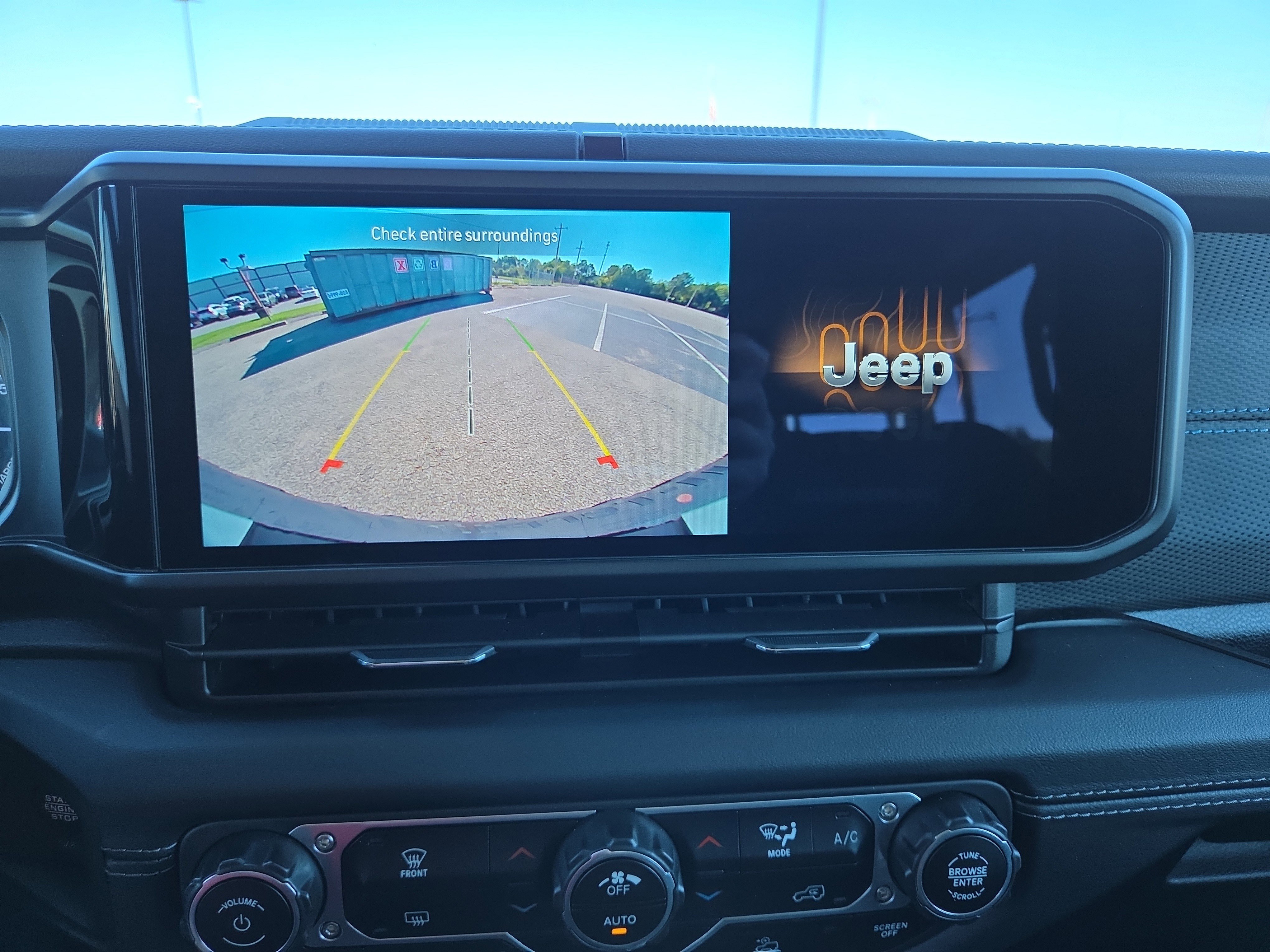 Used 2024 Jeep Wrangler Unlimited Rubicon 4xe image 16