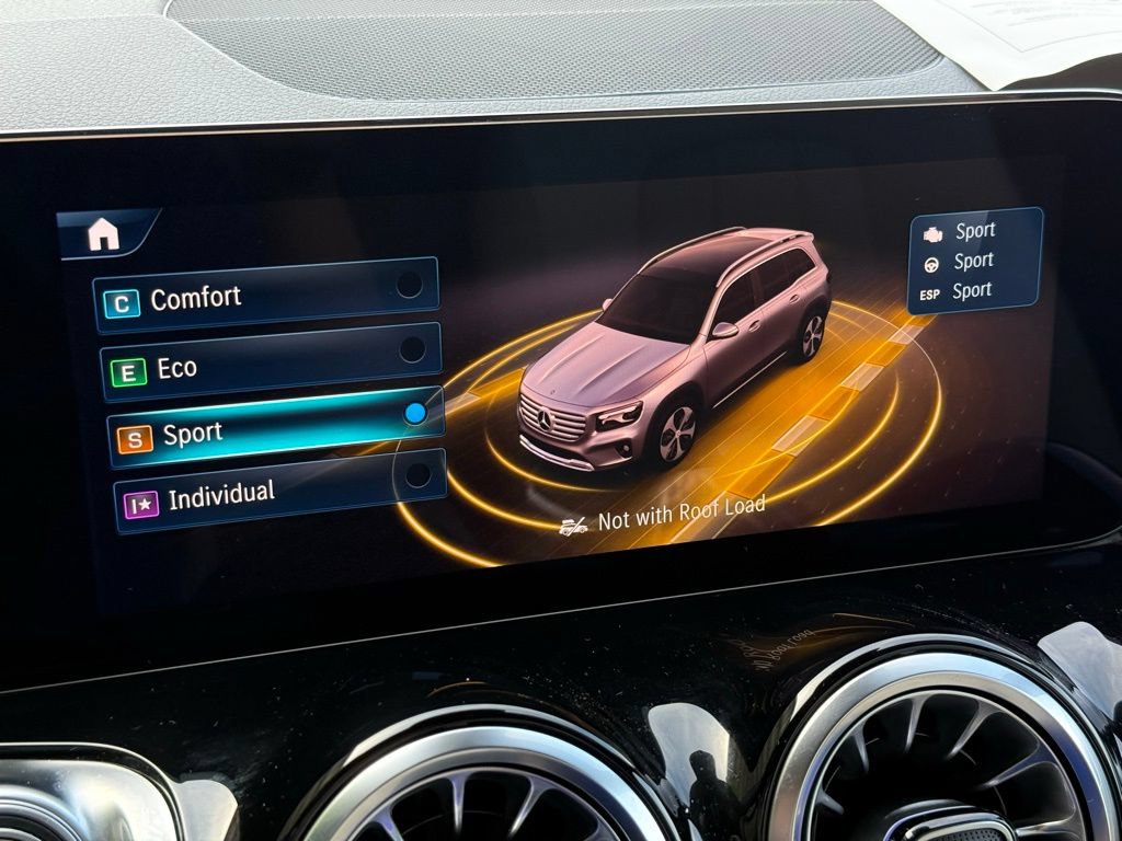 New 2026 Mercedes-Benz GLB 250 image 6