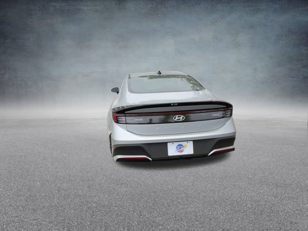 Used 2026 Hyundai Sonata SE image 19