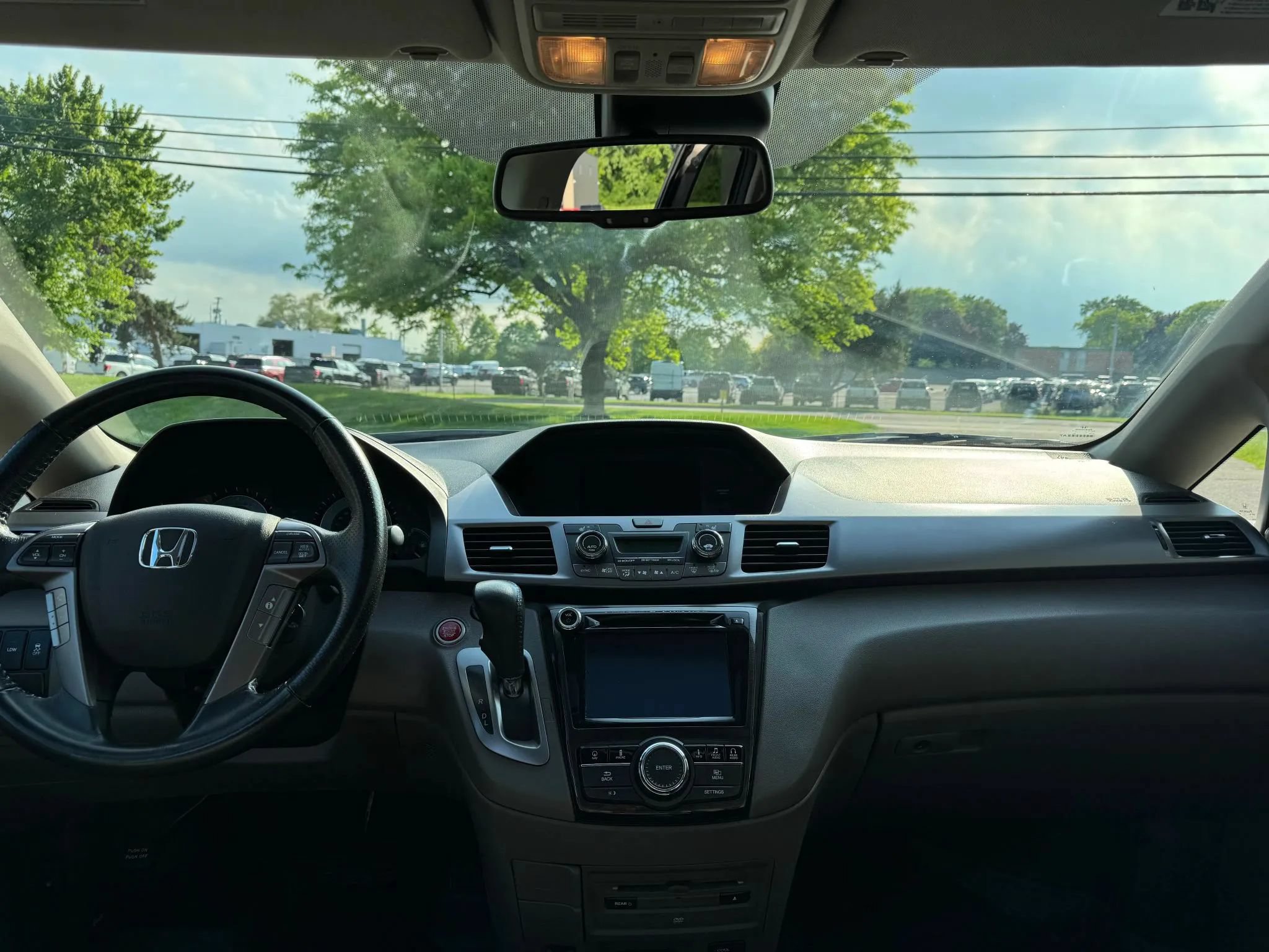 Used 2014 Honda Odyssey Touring image 14