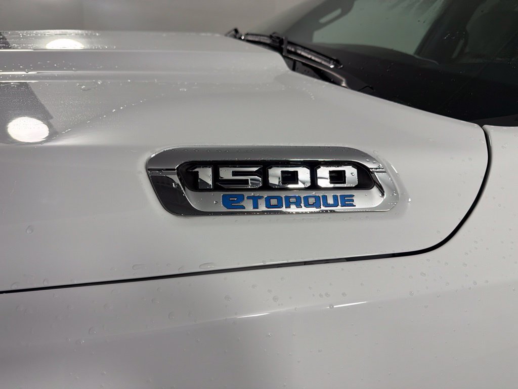 Used 2022 RAM 1500 Big Horn AWD/4WD image 4