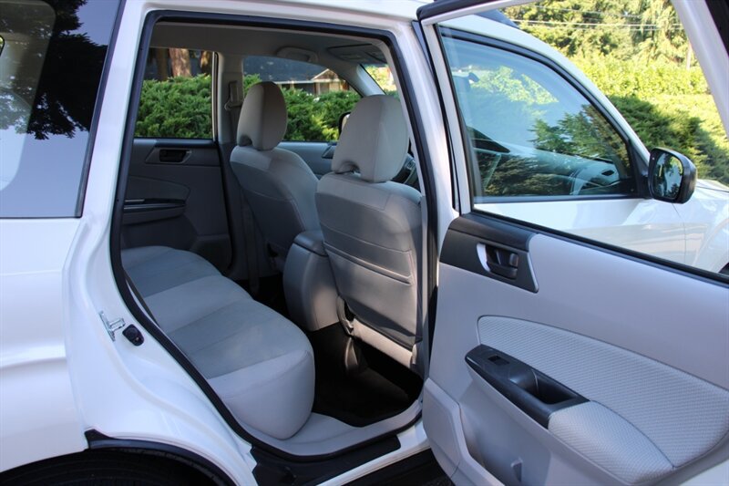 Used 2011 Subaru Forester 2.5X AWD/4WD image 6