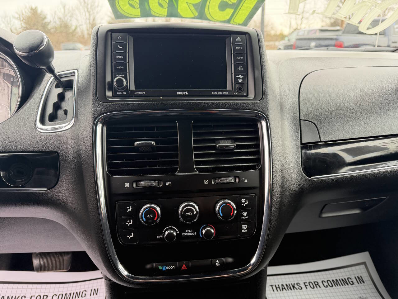 Used 2019 Dodge Grand Caravan SE image 14