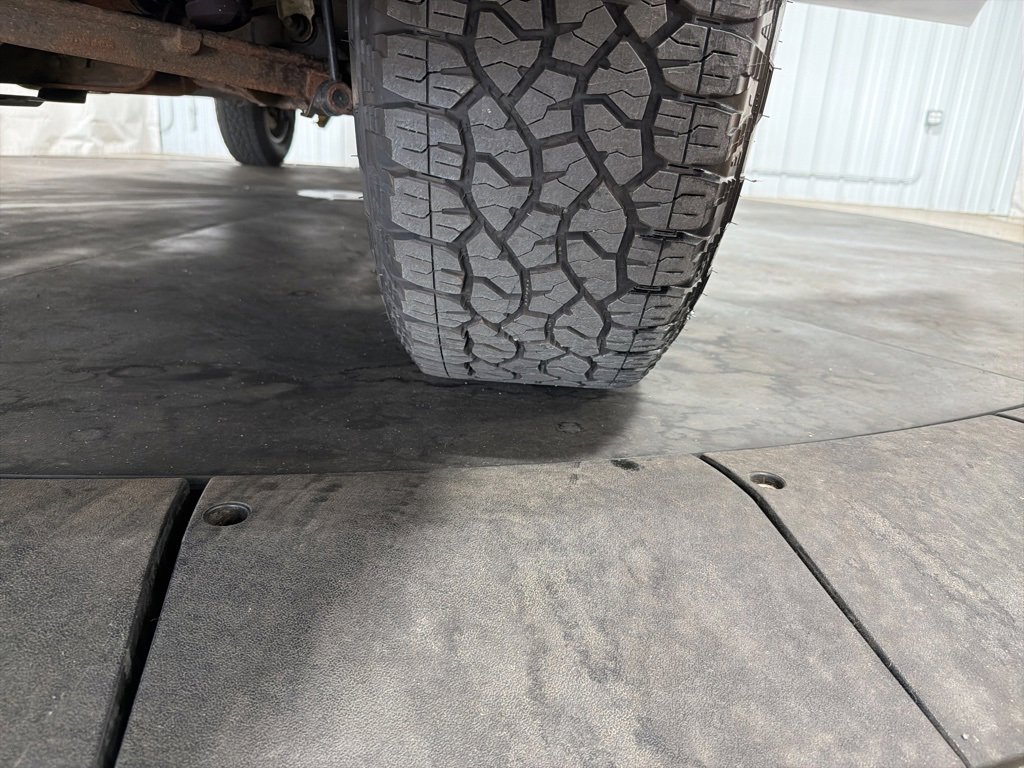 Certified 2022 Chevrolet Silverado 2500 LT w/ Convenience Package image 42