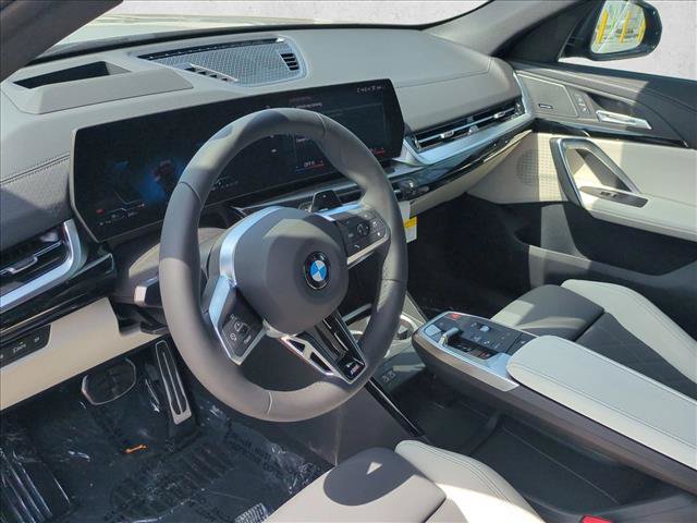 New 2026 BMW X2 xDrive28i w/ Technology Package AWD/4WD image 3