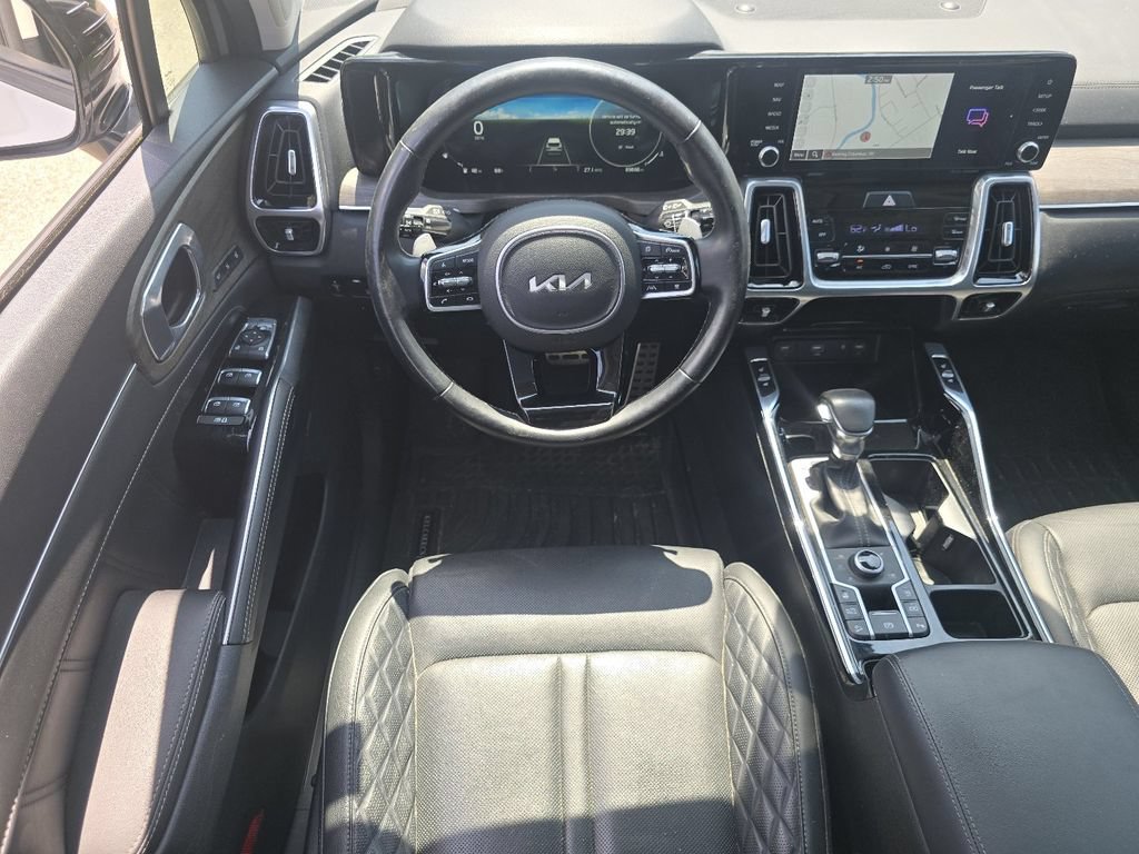 Used 2023 Kia Sorento SX Prestige AWD/4WD image 24