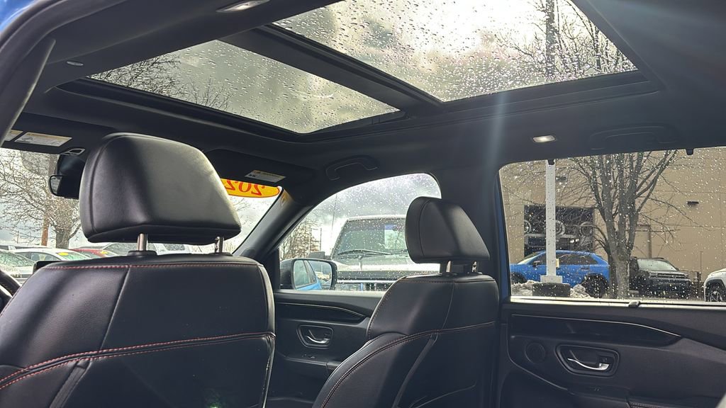 Certified 2024 Honda Pilot TrailSport image 32