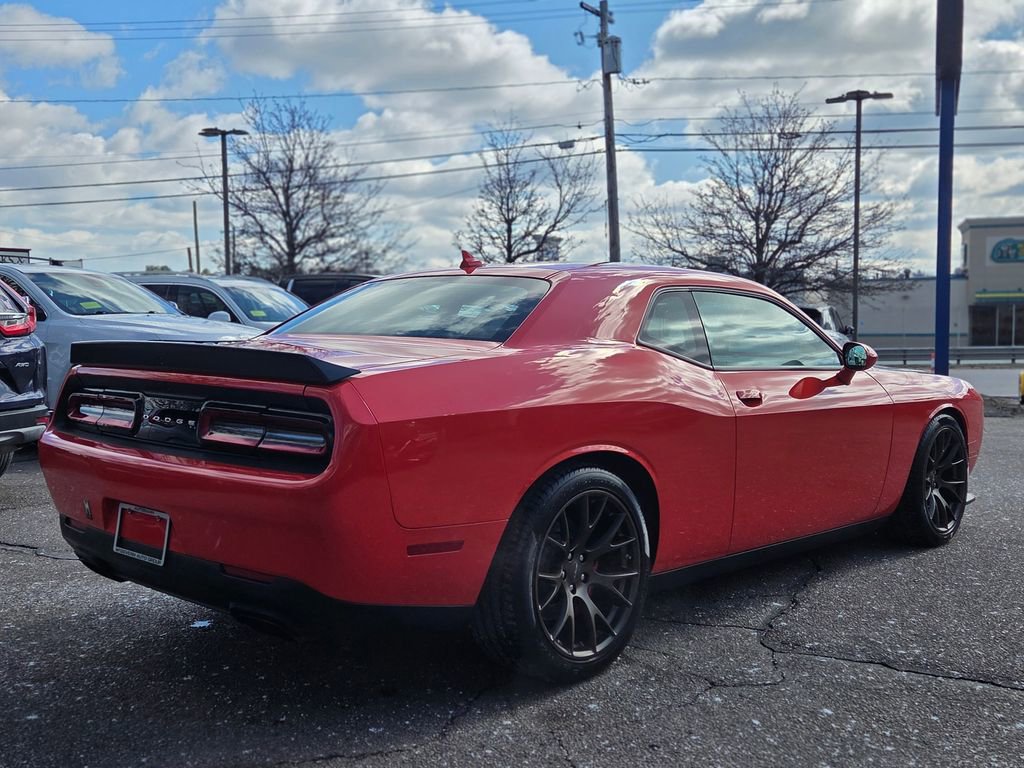 Used 2016 Dodge Challenger SRT Hellcat image 6