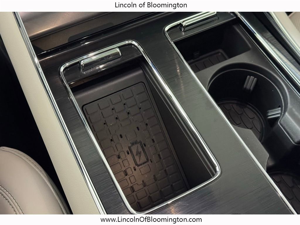 New 2026 Lincoln Aviator AWD image 39