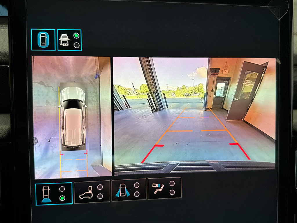 New 2026 GMC Yukon AT4 w/ AT4 Premium Package AWD/4WD image 33