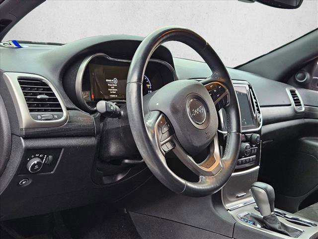 Used 2019 Jeep Grand Cherokee Altitude image 9
