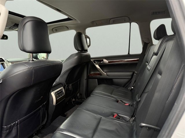 Used 2011 Lexus GX 460 image 20