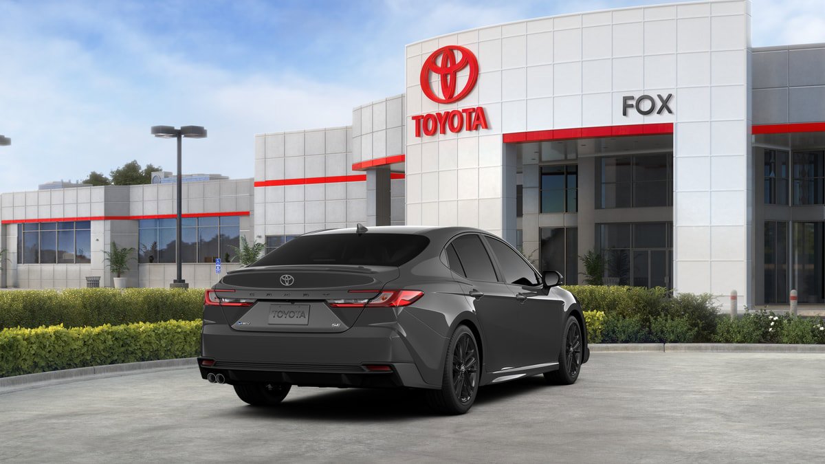 New 2026 Toyota Camry SE FWD image 32
