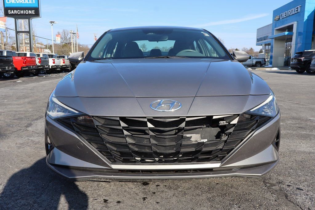 Used 2021 Hyundai Elantra SE image 30