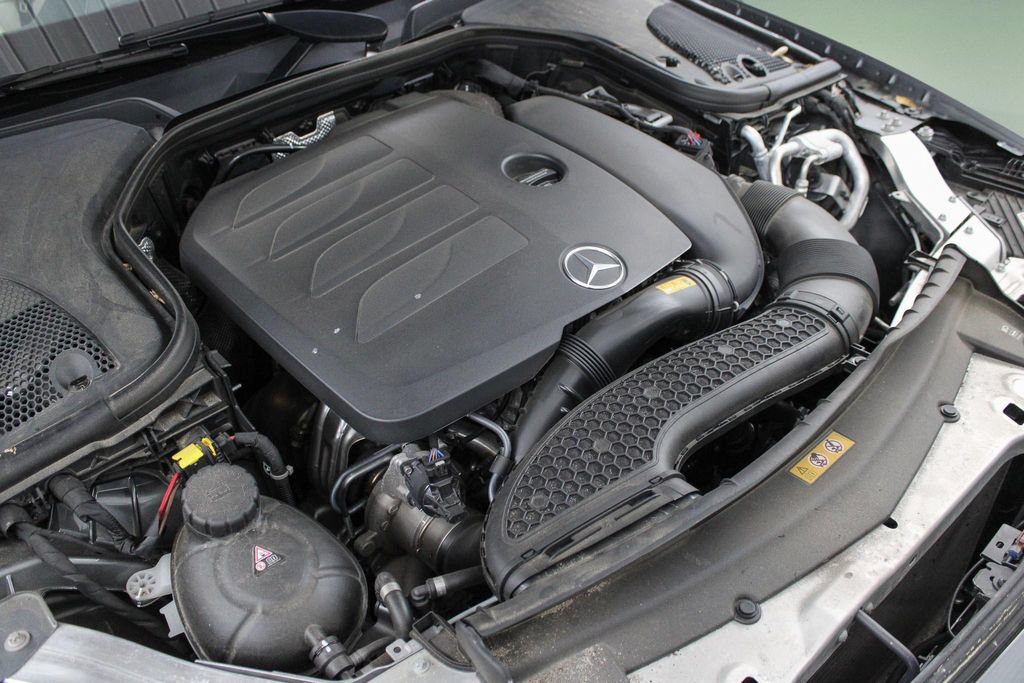 Used 2023 Mercedes-Benz E 350 4MATIC Sedan image 43