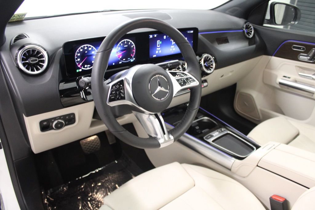 Certified 2026 Mercedes-Benz GLA 250 4MATIC image 4