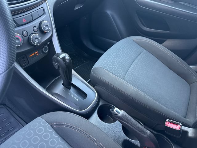 Certified 2020 Chevrolet Trax LS w/ Tint and Cruise Package FWD image 22