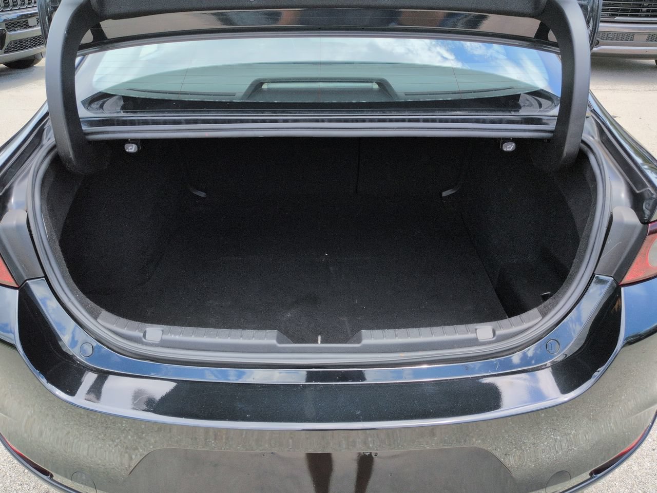 Used 2021 MAZDA MAZDA3 s FWD image 13