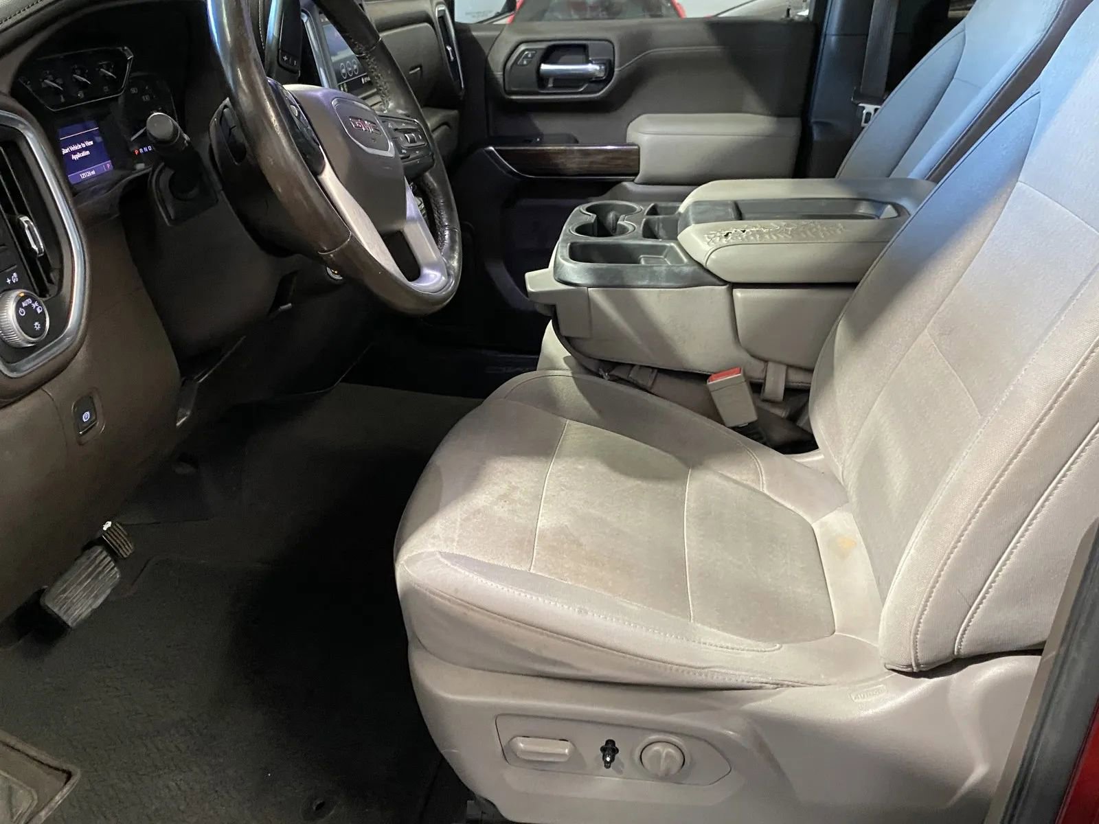 Used 2020 GMC Sierra 1500 SLE w/ SLE Value Package RWD image 10