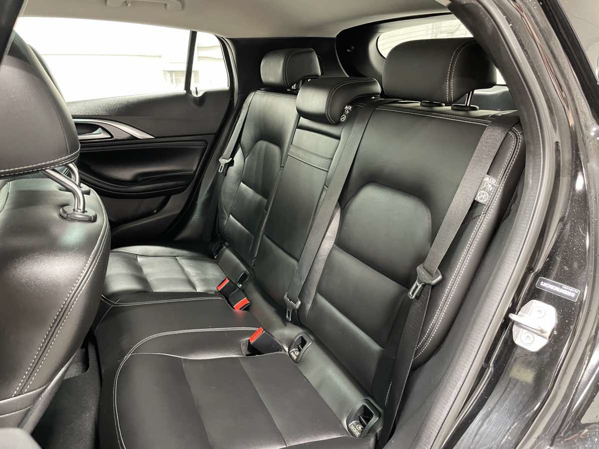 Used 2018 INFINITI QX30 AWD w/ Cargo Package image 15
