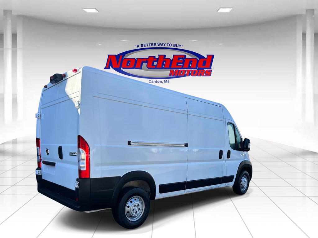Used 2023 RAM ProMaster 2500 image 3
