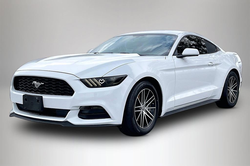 Used 2016 Ford Mustang Coupe image 2