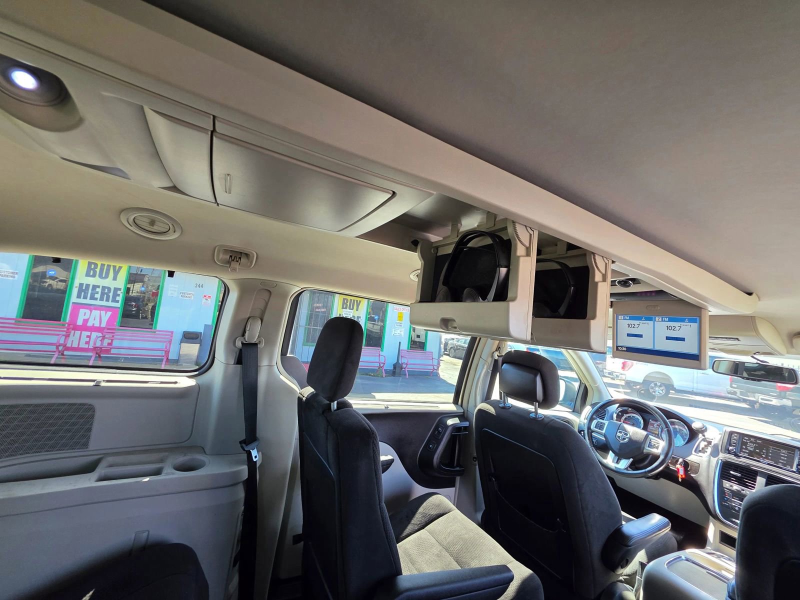 Used 2013 Dodge Grand Caravan Crew w/ Entertainment Group 1 image 4