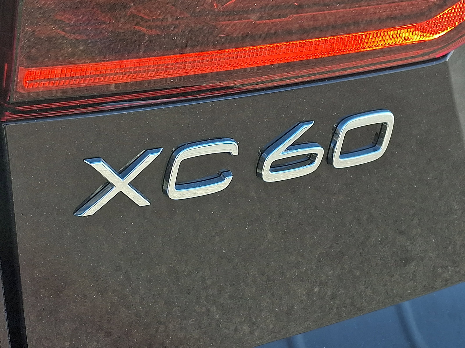 New 2026 Volvo XC60 B5 Core w/ Protection Package Premier image 15