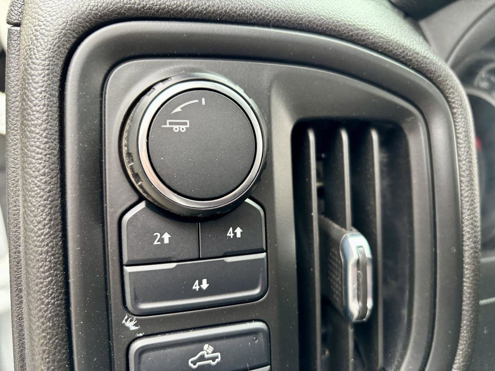 Used 2024 Chevrolet Silverado 2500 W/T w/ WT Convenience Package image 18