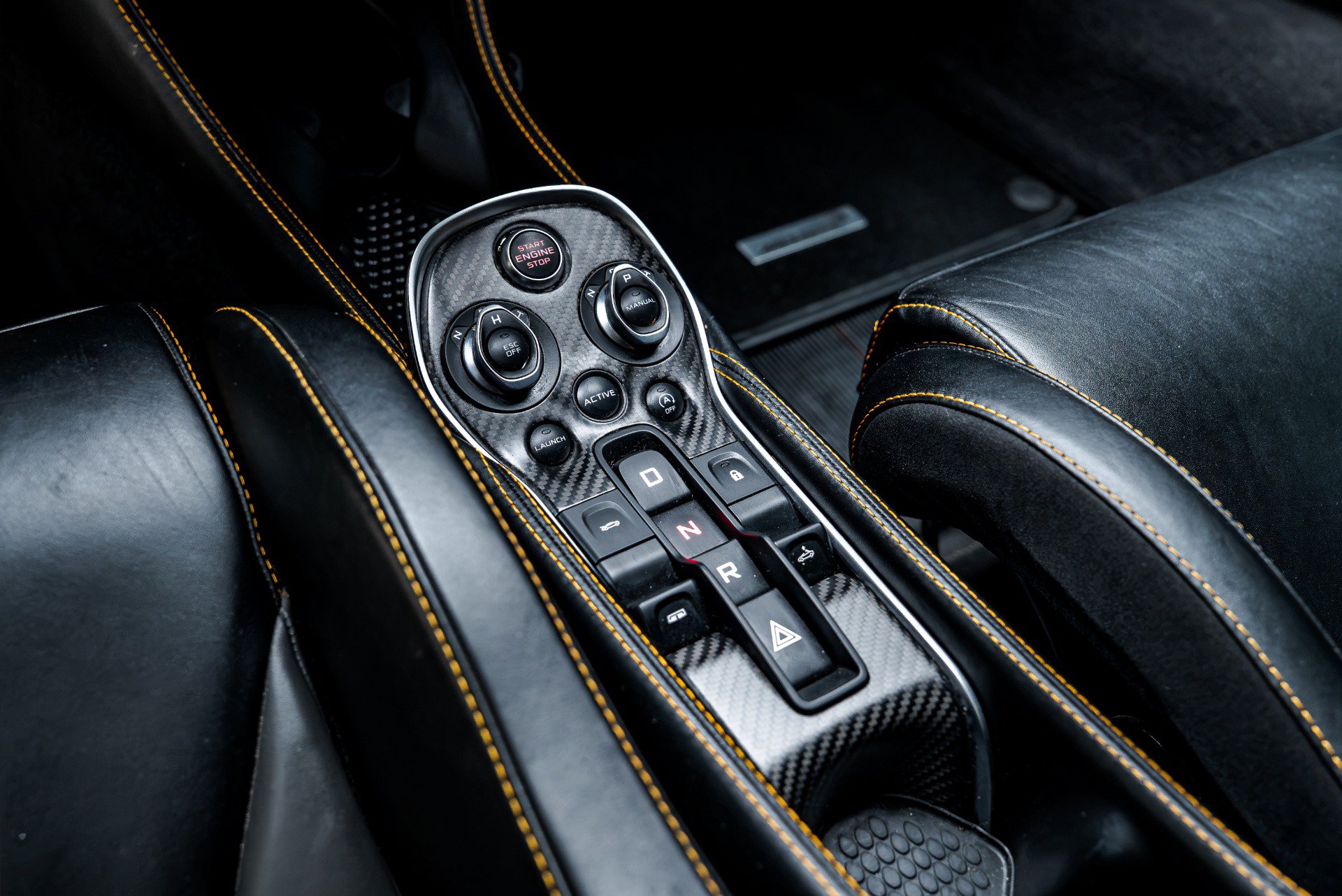 Used 2020 McLaren 600LT Spider RWD image 45