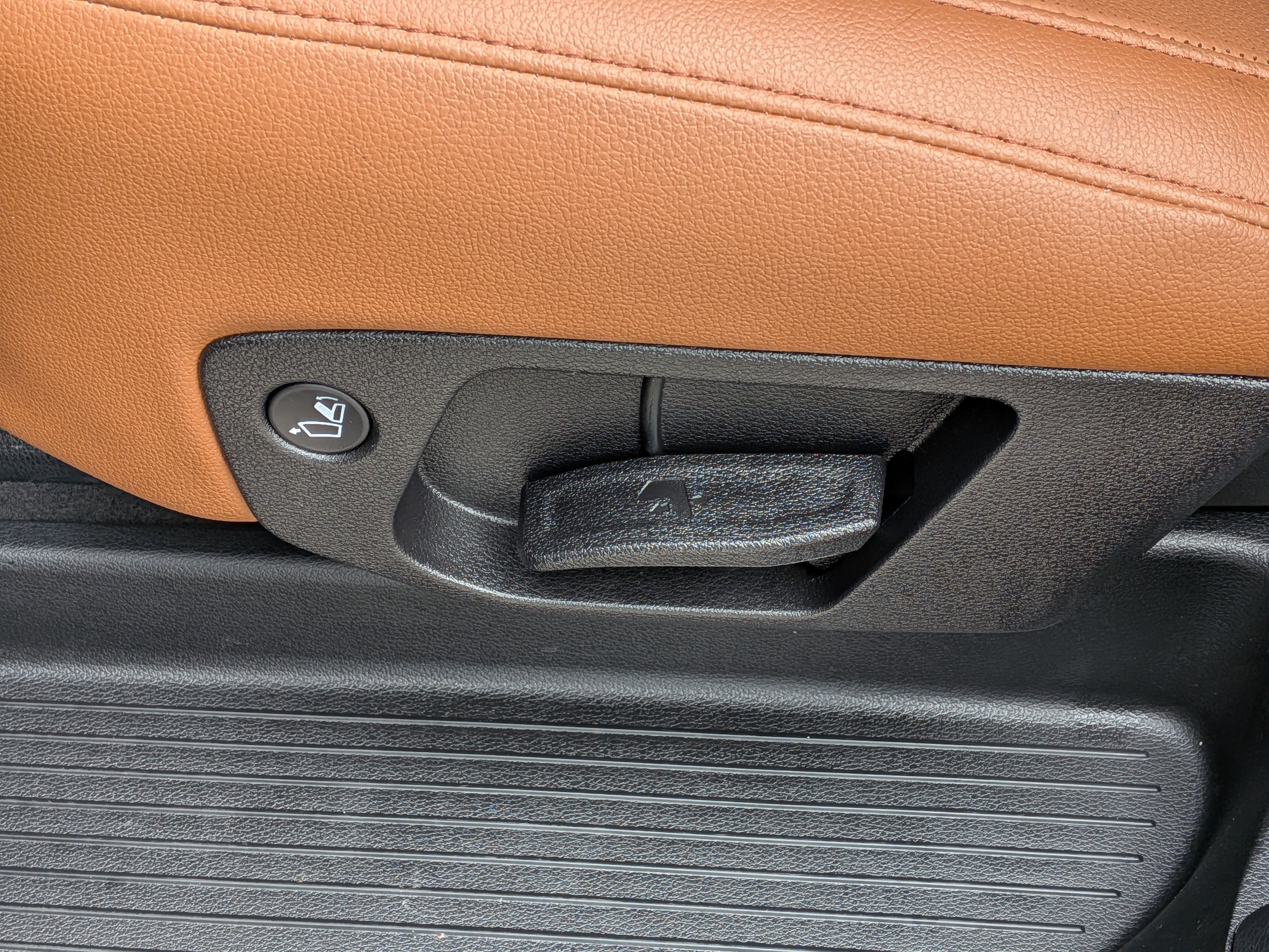 Used 2025 Kia Telluride EX X-Line image 17