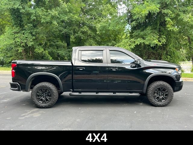 Used 2026 Chevrolet Silverado 1500 ZR2 AWD/4WD image 3