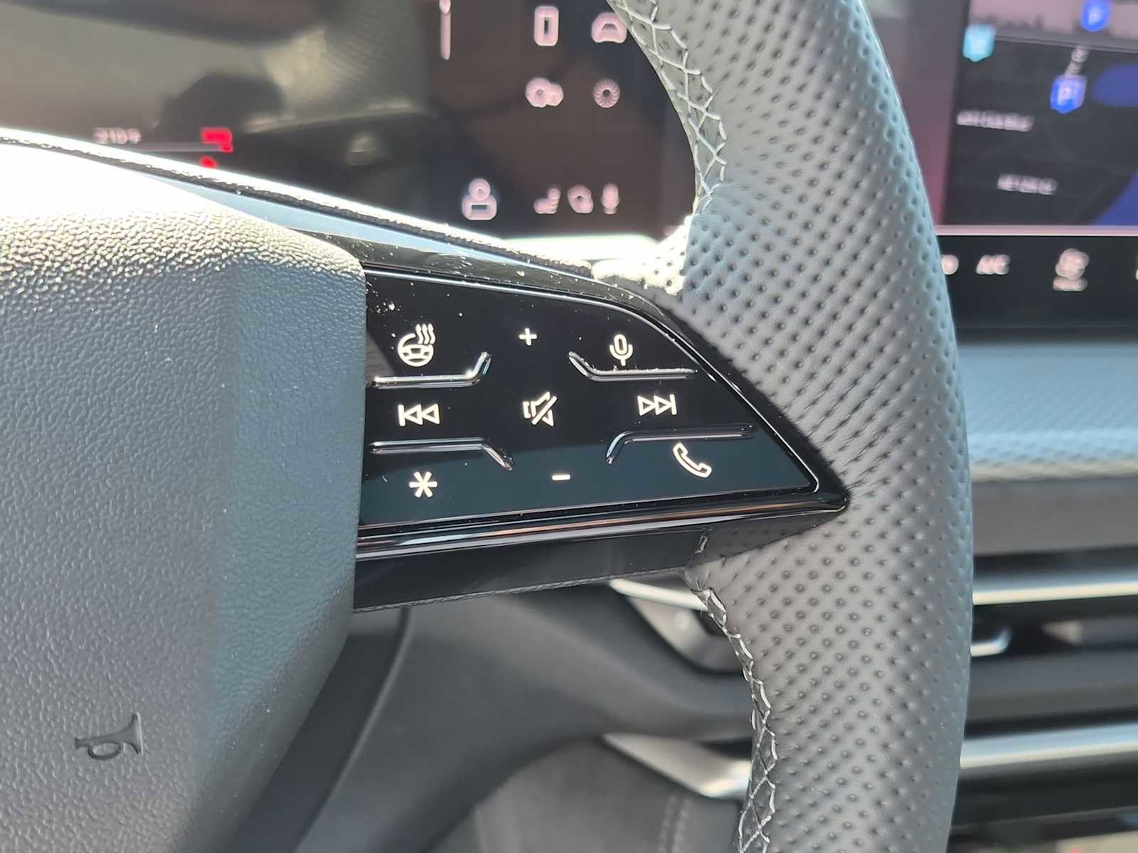 New 2025 Audi SQ5 Premium Plus image 22