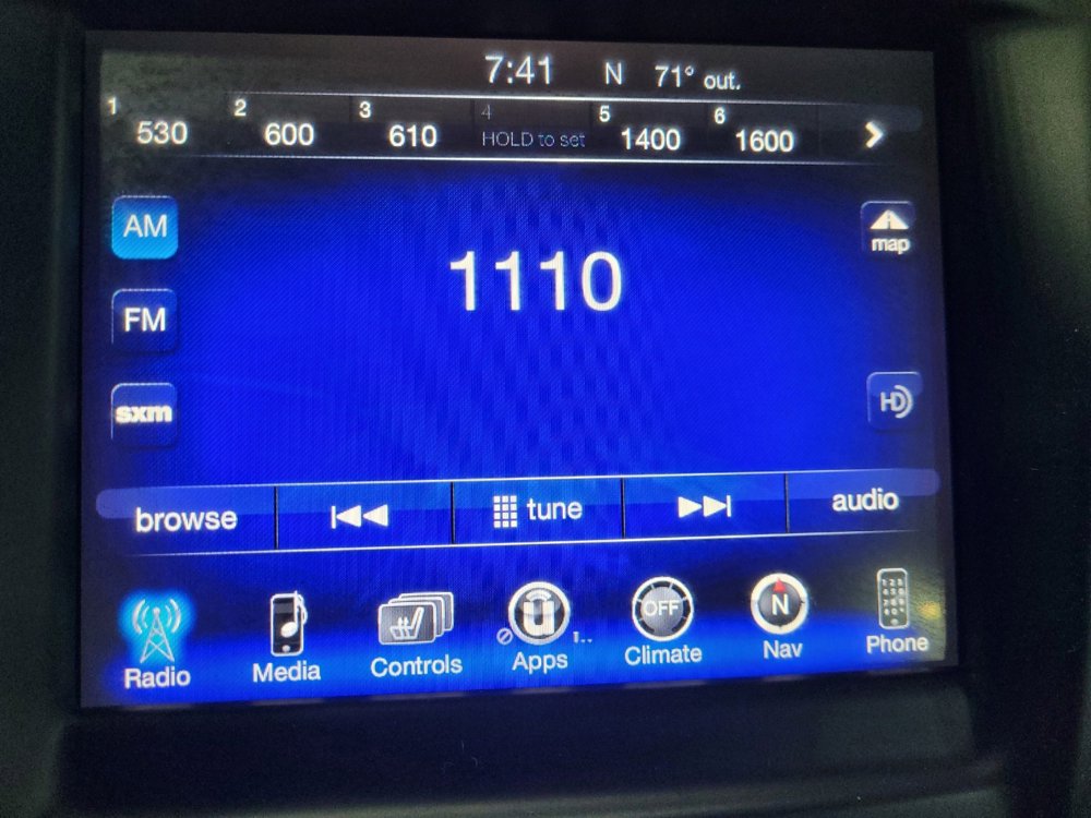 Used 2015 Chrysler 200 S w/ Navigation & Sound Group I image 25