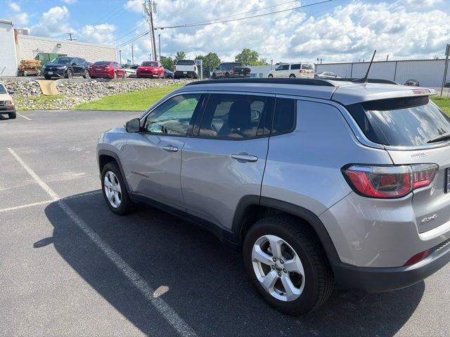 Used 2018 Jeep Compass Latitude w/ Popular Equipment Group AWD/4WD image 8