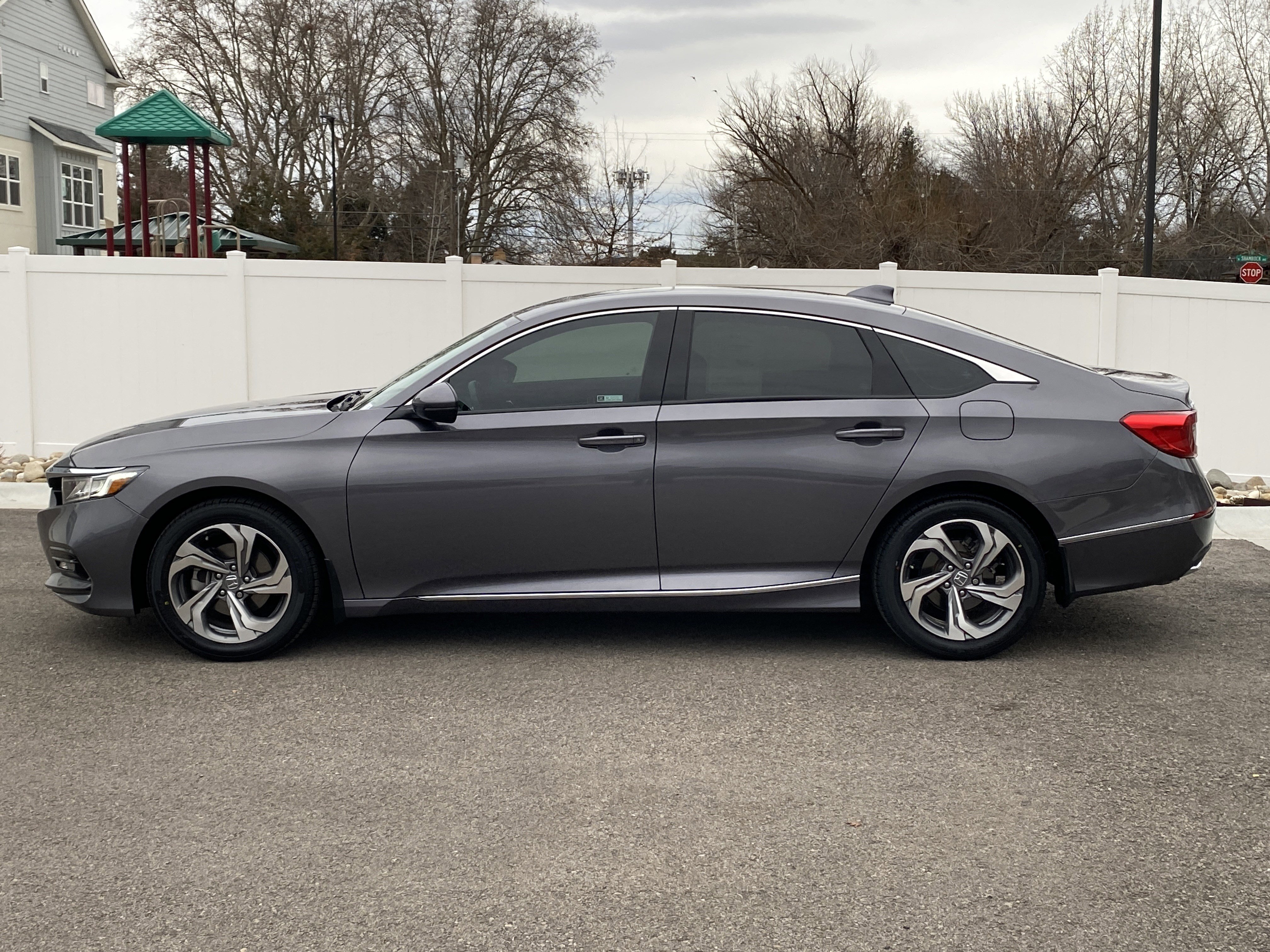 Used 2018 Honda Accord EX-L image 3