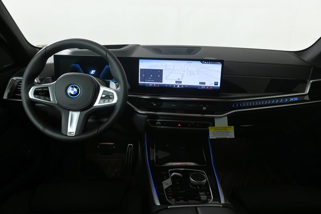 New 2026 BMW X5 xDrive50e w/ M Sport Package AWD/4WD image 17