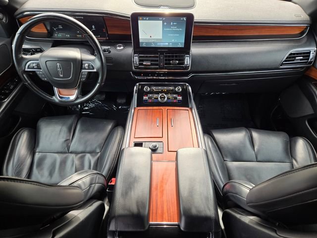 Used 2019 Lincoln Navigator Select w/ Technology Package image 16