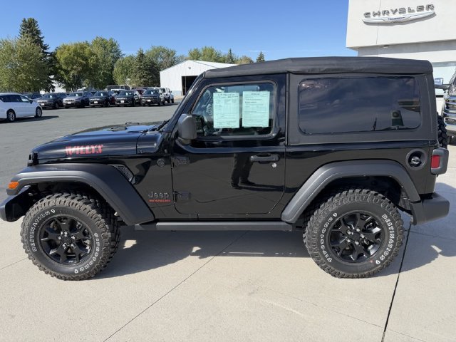 Used 2022 Jeep Wrangler Sport AWD/4WD image 6