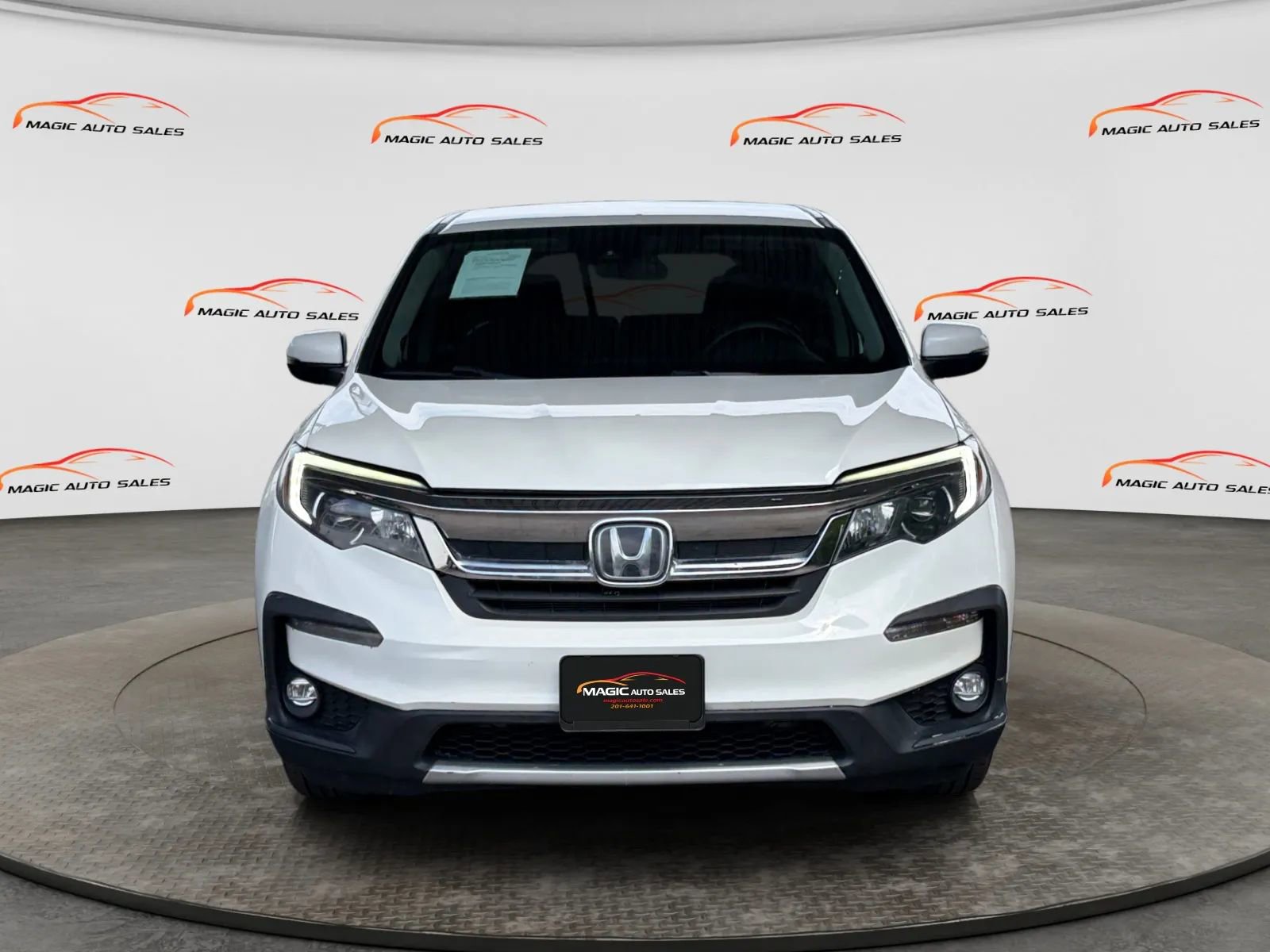Used 2019 Honda Pilot EX image 3
