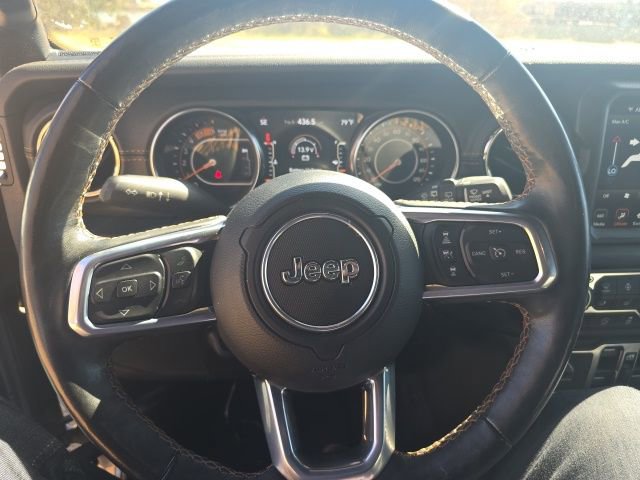 Used 2021 Jeep Wrangler Unlimited Sahara AWD/4WD image 17