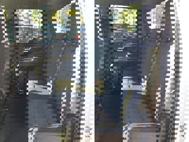 Used 2024 GMC Sierra 1500 SLE image 17