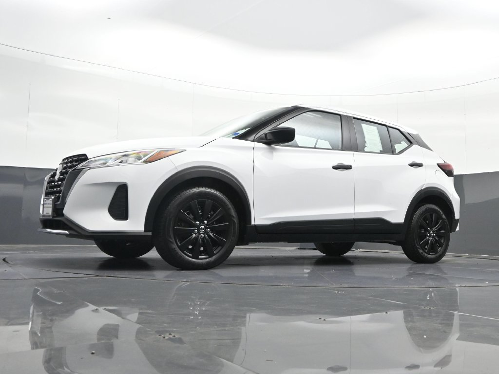 Used 2024 Nissan Kicks S FWD image 26