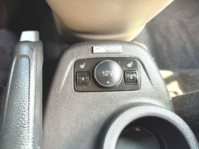 Used 2015 Ford Transit Connect Titanium FWD image 34