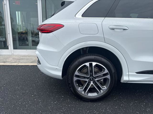 Certified 2025 Audi Q5 Premium Plus w/ Premium Plus AWD/4WD image 4