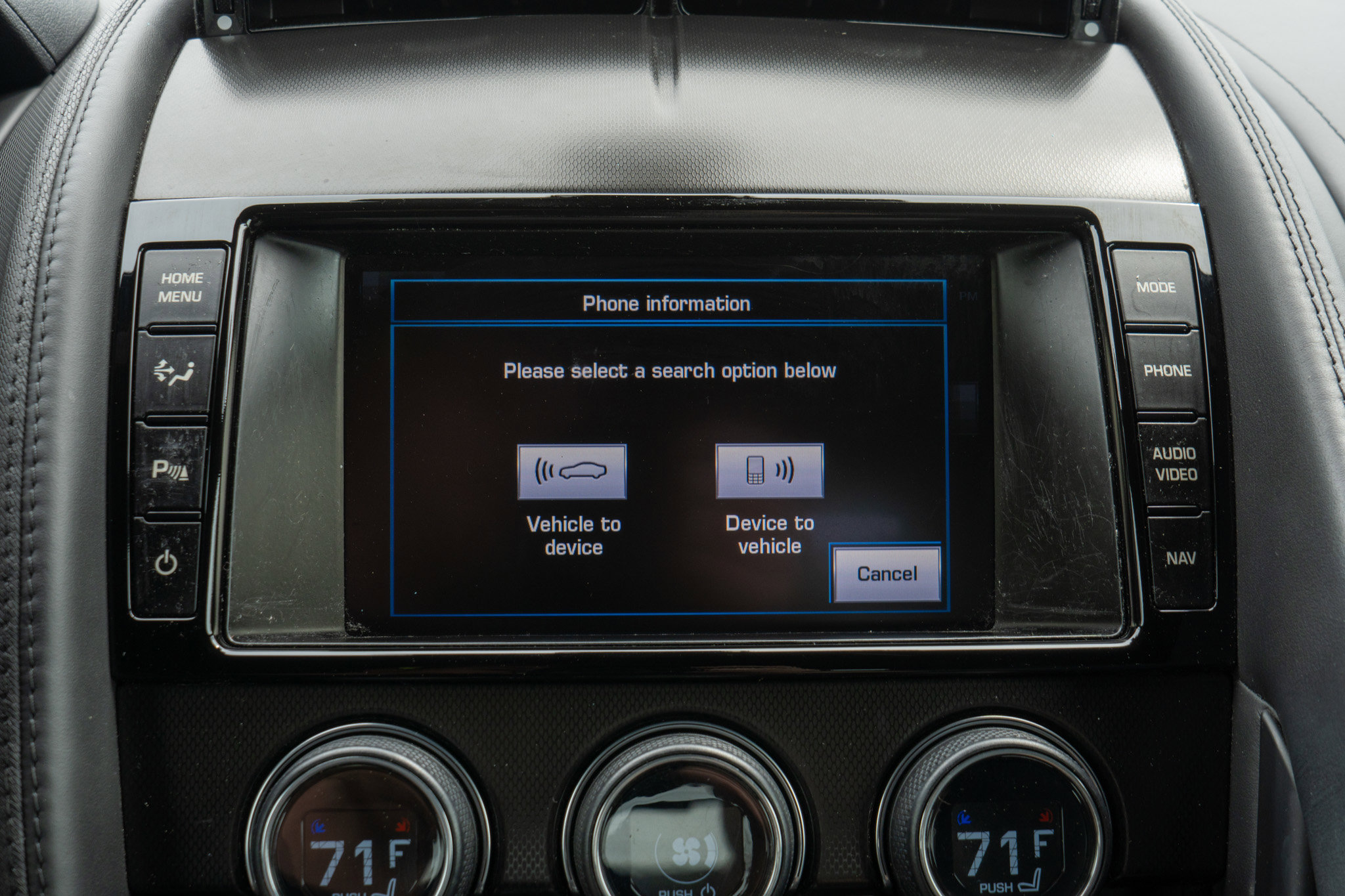 Used 2014 Jaguar F-TYPE S image 15